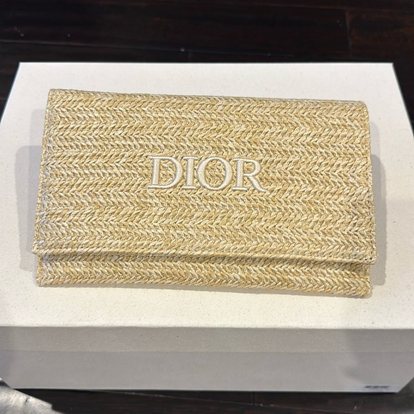 Authentic Dior clutch - Picture 1 of 11